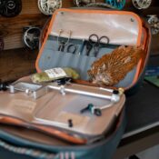 Fishpond Backwater Fly Tying Kit - Guide Flyfishing