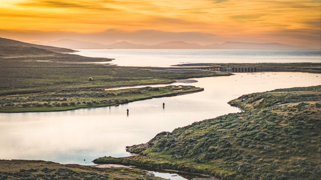 Sea Trout Fishing in the Falkland Islands – Travel, Timing & Tackle - Guide Flyfishing